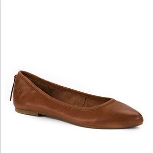 NWOT Frye cognac leather ballet flats